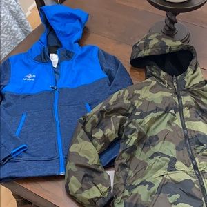 🔵2 boys jackets. Size M. 8/10.